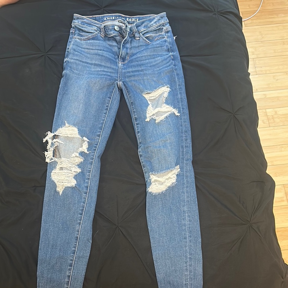 American Eagle Outfitters Women's Ripped Blue Skinny Jeans
